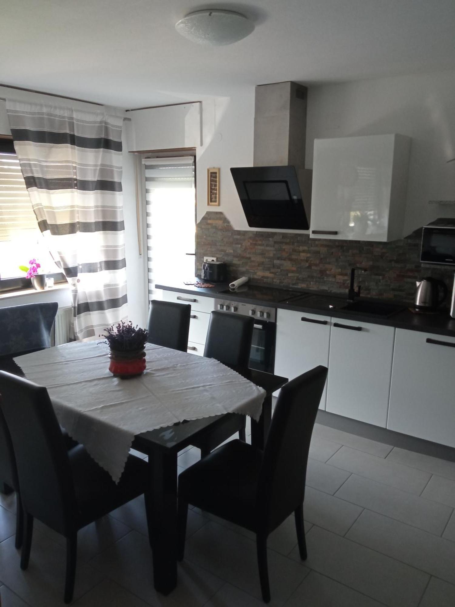 Apartment Haus Elena *